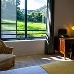 Furnas Houses Tatil Evi *