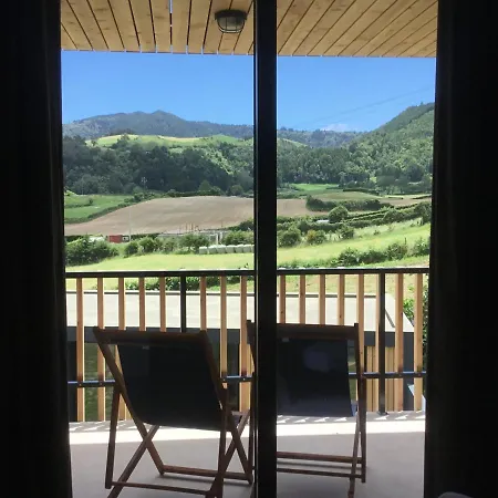 Furnas Houses פורנס