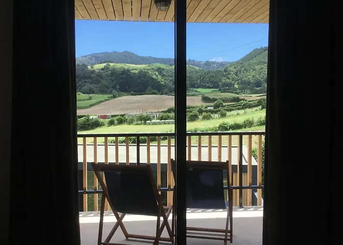 Furnas Houses פורנס